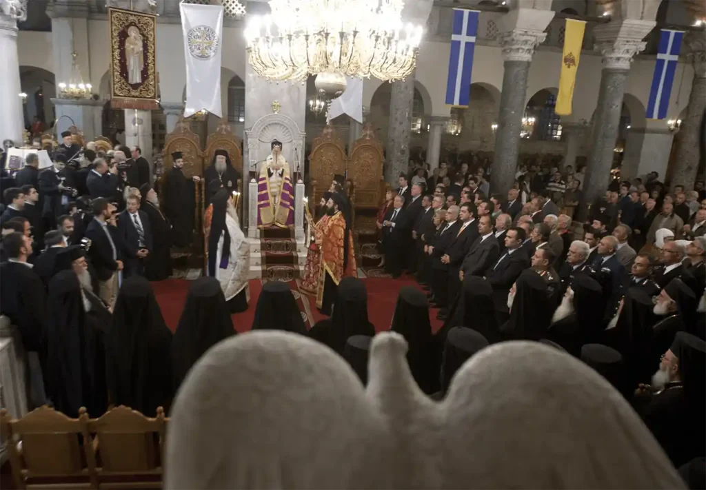 Μητρόπολη Θεσσαλονίκης: Σε αργία ο ιερέας που κατηγορείται ότι υπεξαίρεσε 1,3 εκατ.ευρώ από πολίτες